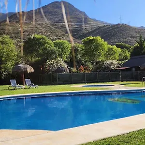 https://apt-los-pedregales-complejo-rural.es-andalucia.com